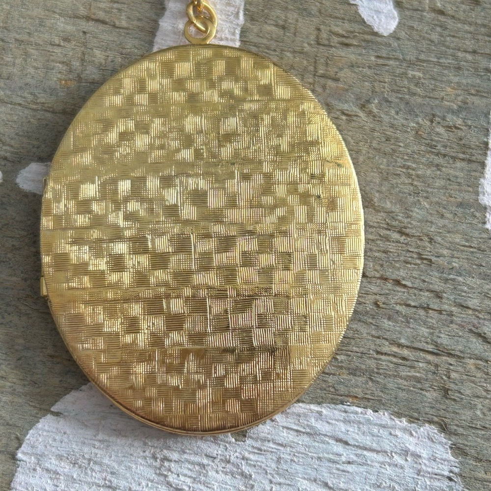 Memorial Elegant Gold Locket Pendant ONLY